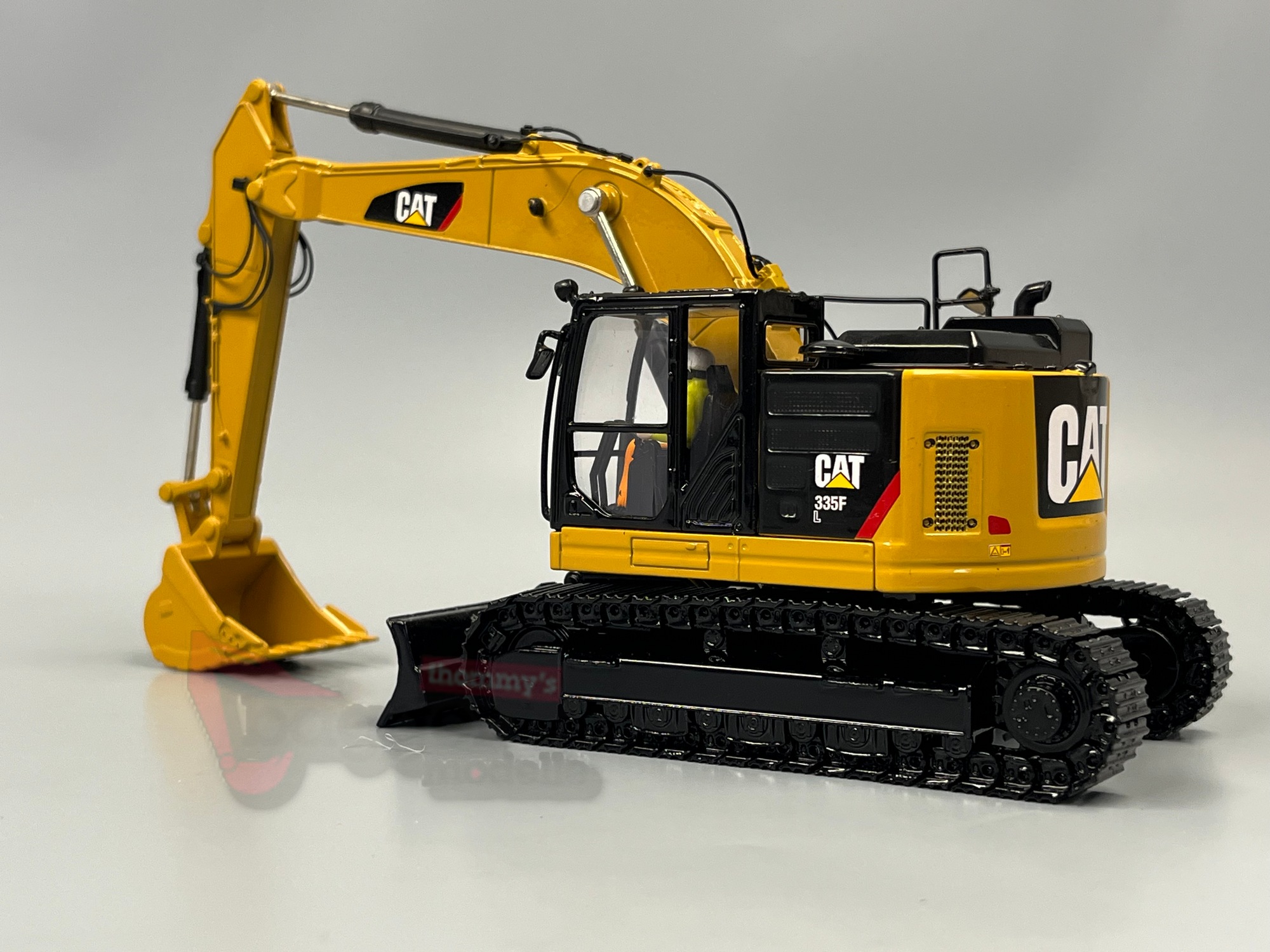 85925 - DCM -CAT 335F L CR Hydraulik Bagger